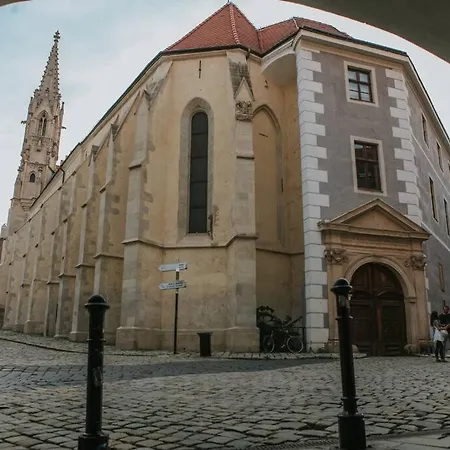 Apartment Cozy In The Heart Of The Old Town