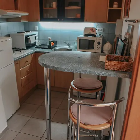 Cozy In The Heart Of The Old Town Apartmán