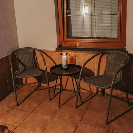 Cozy In The Heart Of The Old Town Apartmán